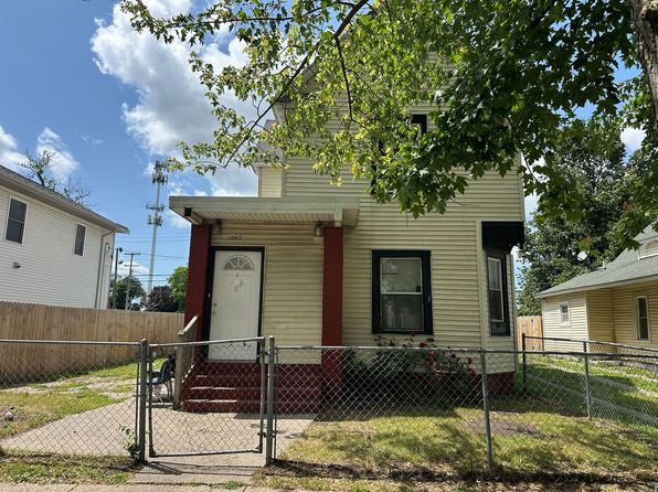 1065 Caulfield Ave SW #2