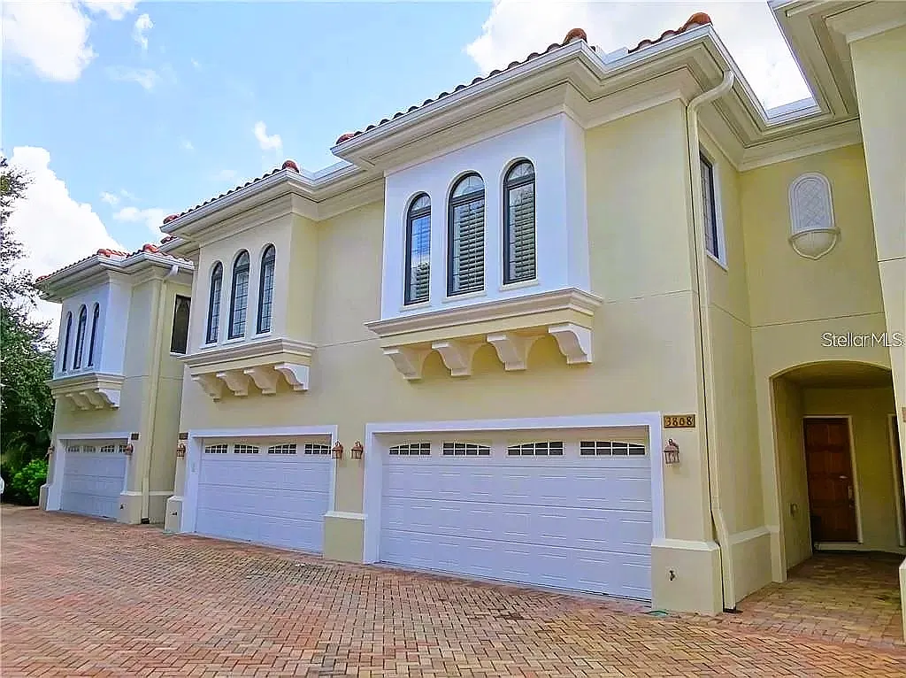 3808 Villas Del Sol Ct — Photo 3