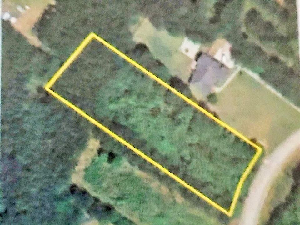 2nd image of 205 Miles Oak Ln