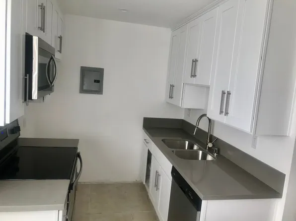 Villa Capistrano Apartments, 1900 Dufour Ave, Redondo Beach, CA 90278