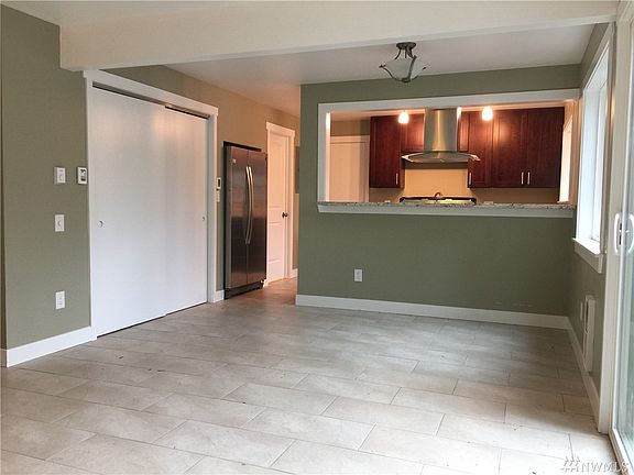 4th image of 12220 SE 60th St APT 26