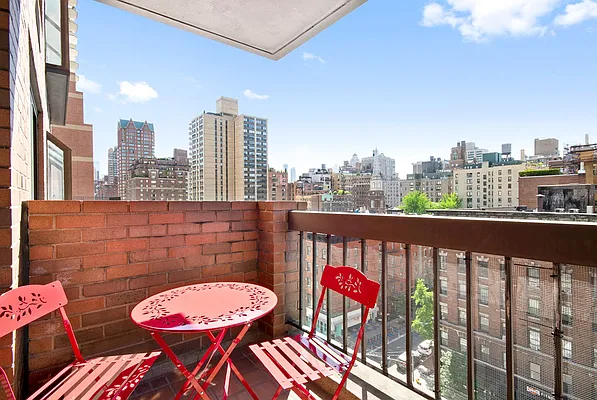 Sold by Compass | media 13