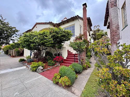 1635 Arch St #A Photo 1