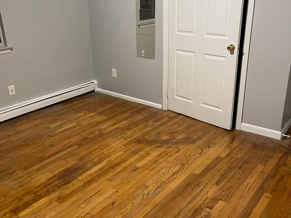 2nd image of 56 Bache St #1A