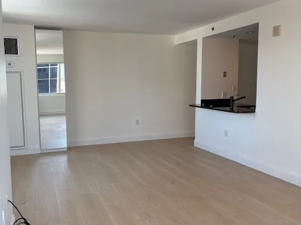 8-10 Museum Way #1702, Cambridge, MA 02141