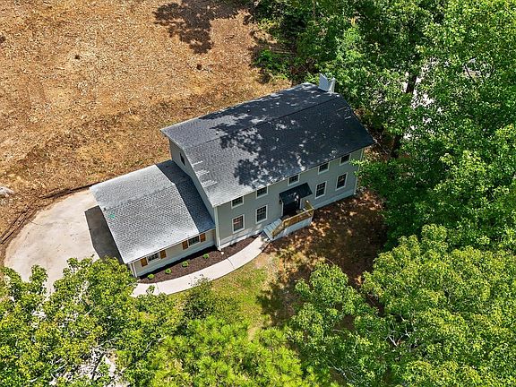 5th image of 114 N Tibbs Rd