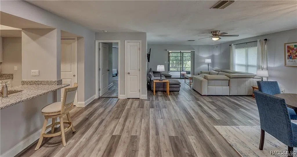 2 bed, 2.0 bath, 1478 sqft, $1,800 — Photo 4