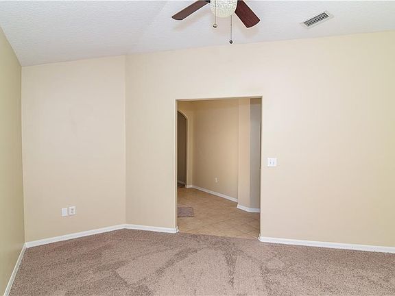 4th image of 2834 Torrance Dr