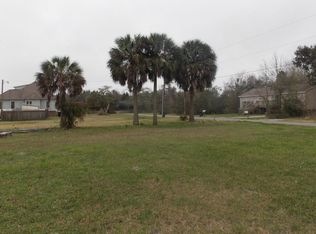 412 Merritt St, Waveland, MS 39576