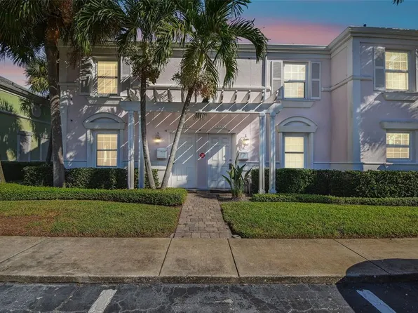 5124 Coquina Key Dr SE, Saint Petersburg, FL 33705