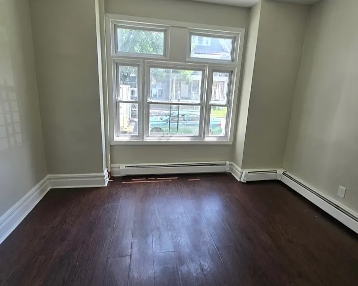 247 Amherst St #2A — Photo 5