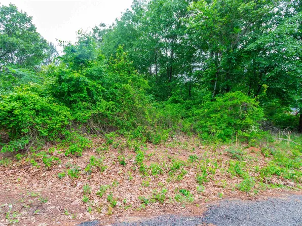 327 Fairway Ave, Tyler, TX 75702