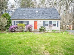 38 Jenks St, Amherst, MA 01002