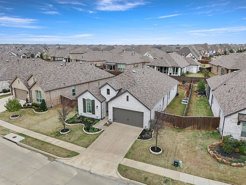 1st image of 1201 Bluestem Dr