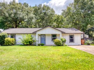 864 Vee St, Biloxi, MS 39532