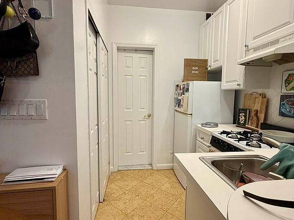 5th image of 534 E 83rd St APT 2A