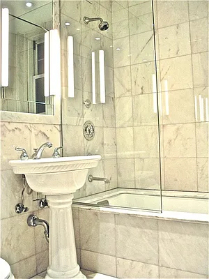 Sold by CMT Private RE | media 4