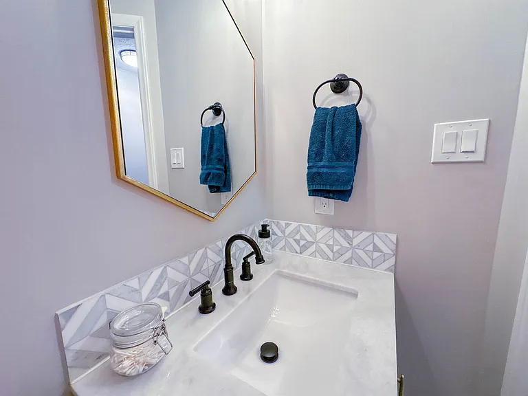 5813 Bacarro Pl — Photo 17