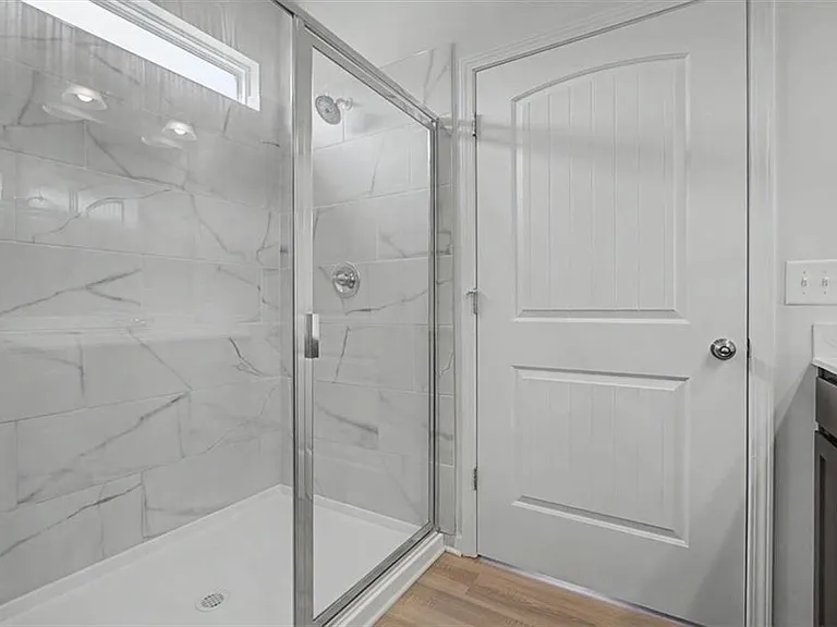 514 Denton Dr — Photo 22