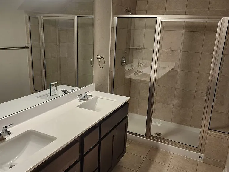 1668 Coral Sunrise Trl — Photo 9