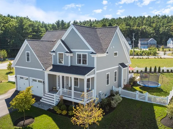 6 Dow Brook Cir, Ipswich, MA 01938