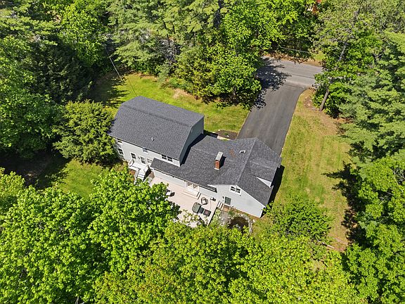 3rd image of 33 Hemlock Road