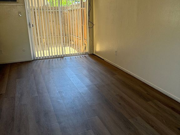 5th image of 3240 W St