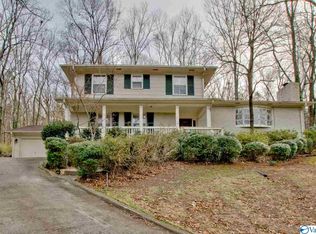 617 Fagan Springs Dr SE, Huntsville, AL 35801