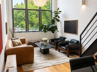 236 N 7th St #2R, Brooklyn, NY 11211