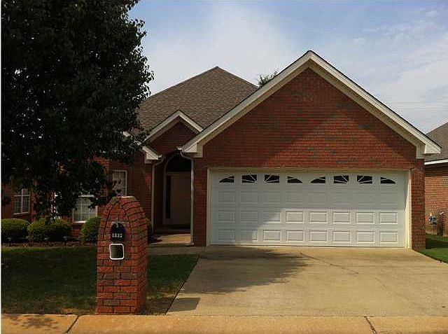 1st image of 1112 Periwinkle Dr