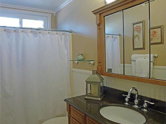 5th image of 2553 S Calaveras Pl