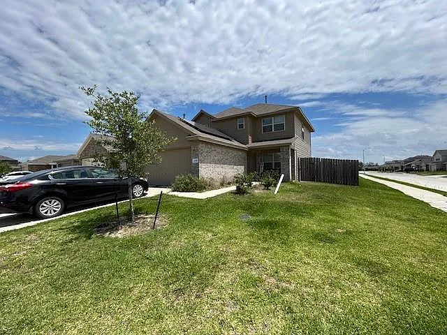 4 bed, 2.5 bath, 1857 sqft, $2,800 — Photo 4