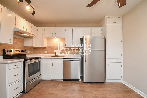 308 Westwood St #D Photo 1