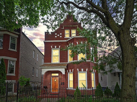 2nd image of 2717 S Kildare Ave