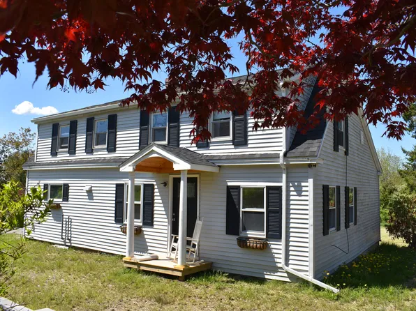 42 Black Road S, Searsport, ME 04974