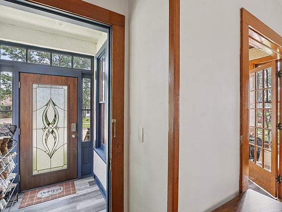 3rd image of 109 S 1st St