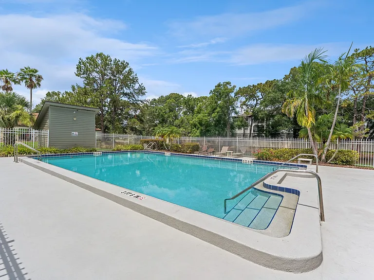 13721 Lazy Oak Dr — Photo 31