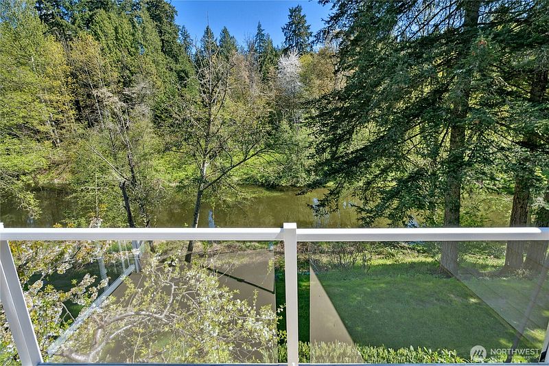 4th image of 9821 NE Riverbend Drive #C 102