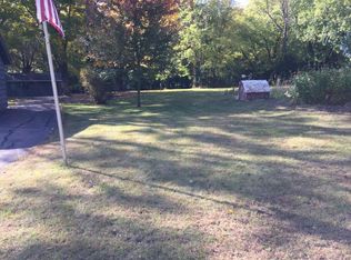 X Smithtown Rd, Excelsior, MN 55331