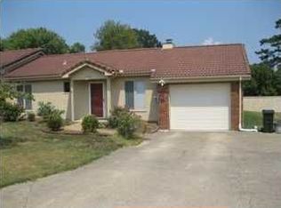 2158 Vaden Village Dr, Chattanooga, TN 37421
