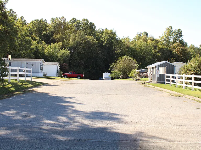 1820 W 200th Flt N #662 — Photo 10