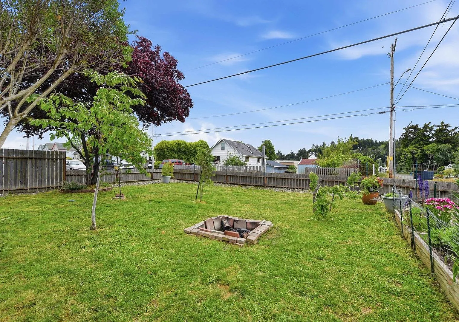 3 Bedroom, 2 Bathroom Home in North Bend — Photo 2