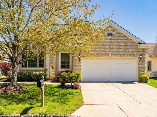 32 Westboro Ln, Monroe Township, NJ 08831