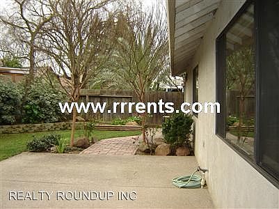 5th image of 6120 Pine Vista Way