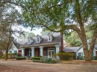 208 Stanley Ct, Friendswood, TX 77546