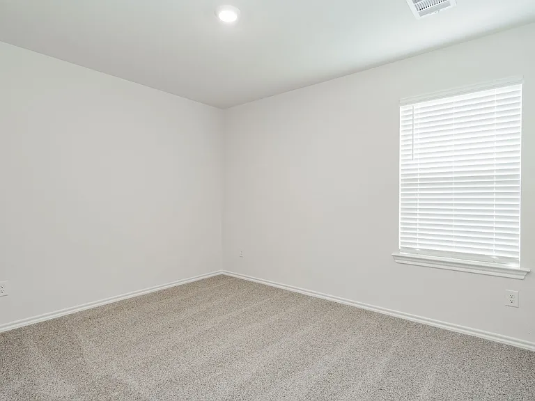 916 Sunrise Ln — Photo 29