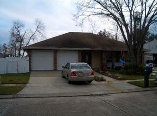 2305 Hampton Dr, Harvey, LA 70058