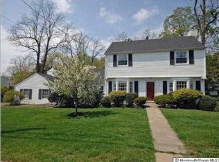 44 Salem Ln, Little Silver, NJ 07739