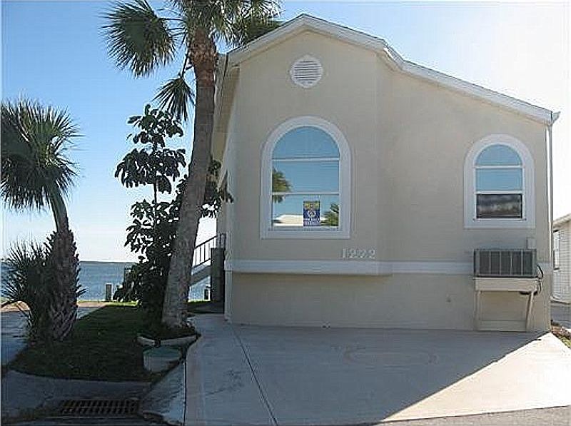 1st image of 1272 Nettles Blvd