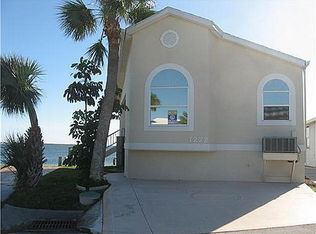 1272 Nettles Blvd, Jensen Beach, FL 34957